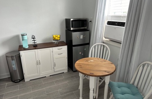Algiers Apartment | Private Studio Fully Furnished, Hotel Set Up, no kitchen. Free Parking