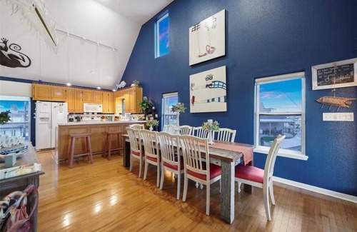 Surfside Beach House | Private swimming pool, fishing dock! Something to offer everyone!