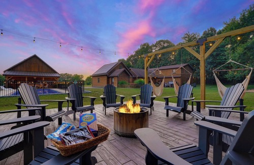 Elliottsburg Cabin | Private Upscale Cabin, secluded w/pool and hot tub