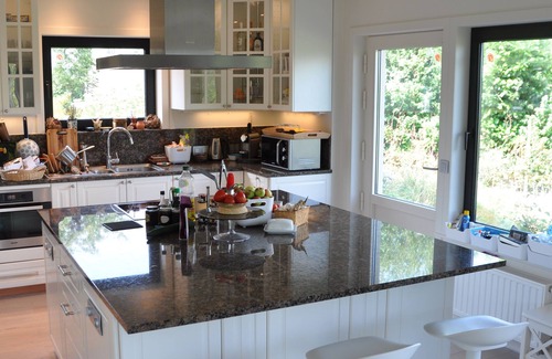 Ieper House | Private villa in garden oasis, 10 mins from city center