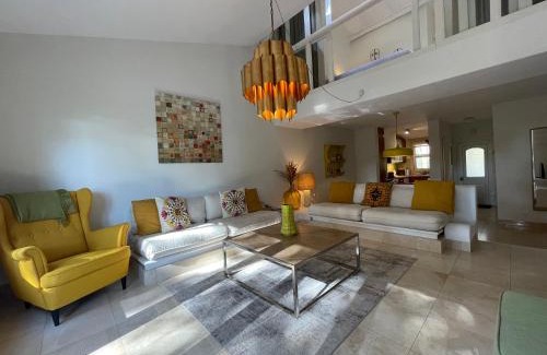 Quinta da Marinha Villa | Private Villa in Quinta da Marinha with golf view!