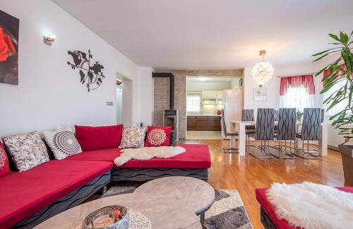 Municipality of Krizevci House | Private Villa with A/C, WIFI, private pool, TV, terrace, pets allowed, panoramic view, parking