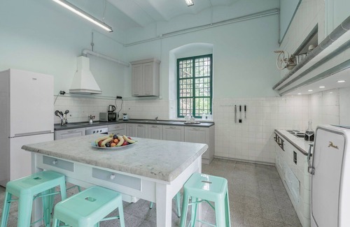 Massarosa House | Private Villa with A/C, private pool, WIFI, TV, veranda, panoramic view, close to Viareggio