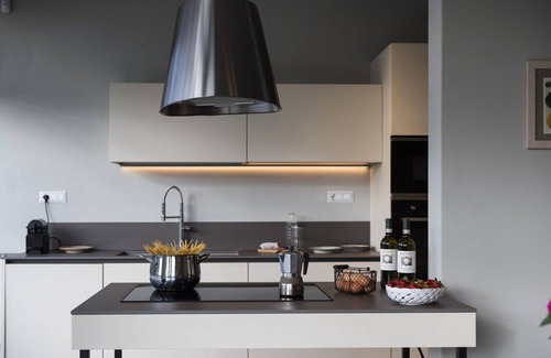 Monteu Roero Villa | Private Villa with private pool, WIFI, A/C, TV, patio, pets allowed, panoramic view, close to Alba