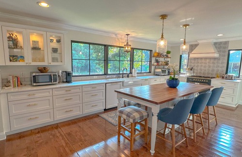 Belmont House | Private Waterfront Home on 1-Acre w/Cove