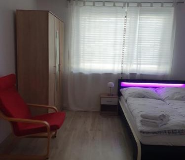 Oberstadt House | Privatzimmer an der Uniklinik Mainz - nur für weibliche Gäste