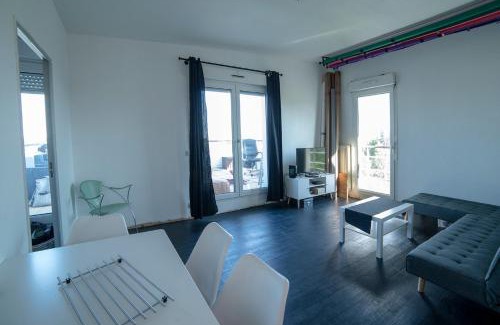 Bruges Apartment | PROCHE BORDEAUX APPARTEMENT 75 M2 ROOFTOP