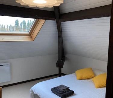 Ailly-sur-Somme Apartment | Proche chemin du halage belles balades familiales