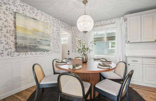Arvada Plaza Area House | Projector Nights And Park Delights Designer Reno
