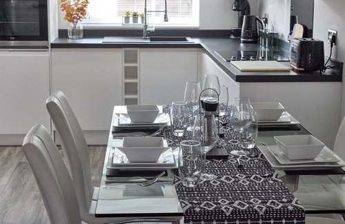 Newcastle-upon-Tyne House | Properties Unique | Kingston