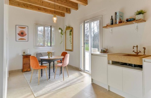 Vienne House | Propriété de Charme Avec Piscine