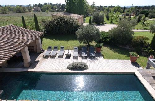 Bedoin Villa | Provençal farmhouse, Mont Ventoux view, 2 pools (1 heated), Bédoin - 10 people