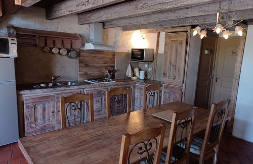 Cavillargues House | Provencal farmhouse (3 independent houses) in a vineyard