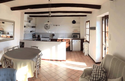 Condorcet House | Provencal Mazet in the heart of vineyards & hills - exceptional view-Nyons -10P