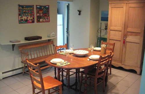 Provincetown Condo | Provincetown - 2 Bedroom w/parking & pets permitted