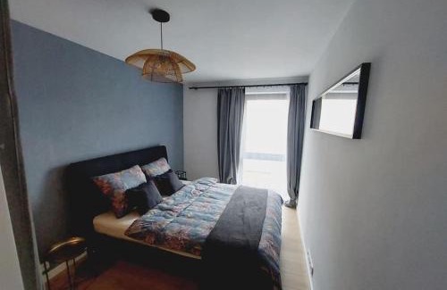 Podgorze Apartment | Przestronny apartament, ogródek, bezpłatne miejsca postojowe w garażu, AWG APARTMENTS
