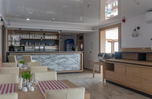 Zieleniec Bed & Breakfast | Przystanek Alaska