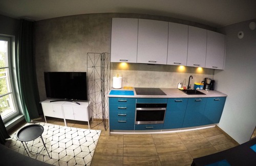 Fabryczna Apartment | Przytulna kawalerka z wanną i wygodnym łóżkiem tuż obok Magnolia Park