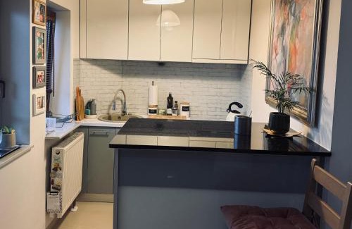 Mokotow Apartment | Przytulne studio na Sadybie