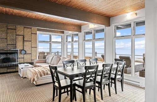 Grand Barachois House | Ptit - 3 bedroom 2 bath Waterfront Oasis