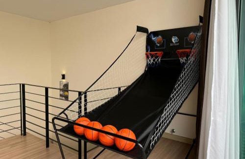 Puchong Villa | Puchong Private Pool Villa & Jacuzzi Up to 30Pax