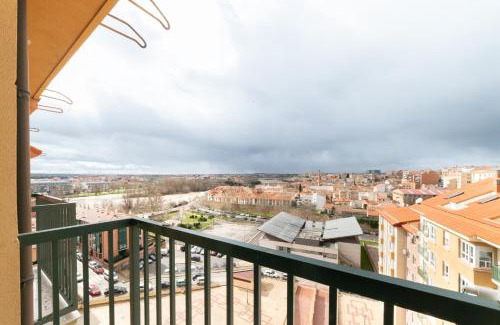 Zamora Apartment | Puente de Hierro