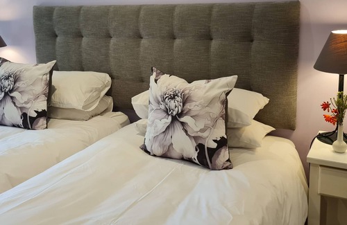 Hunter's Home Bed & Breakfast | Pumula Lodge 4 Star B&B Knysna