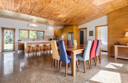 Porepunkah House | Punka River Retreat - Porepunkah, Victoria