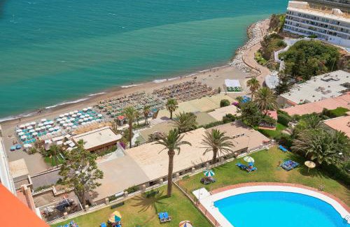 Torremolinos City Centre Apartment | PURA VIDA Luxury apartment with jacuzzi