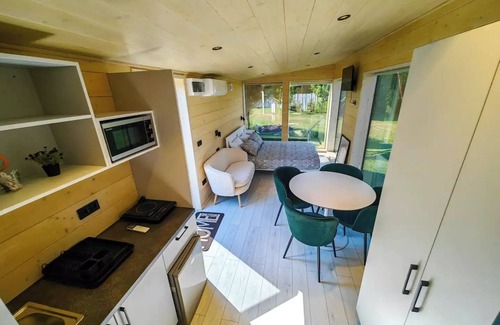 Vama Veche House | Pura Vida Tiny house Seaside Resort Mirror house