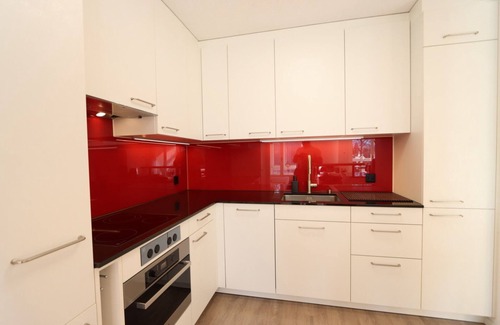 Ipsach Apartment | Pure relaxation - 5 min to Lake Biel
