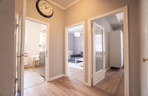 Barkhof Apartment | "Purple Chill" Super central apartment - HBF/CityGate/Messe - 50m2