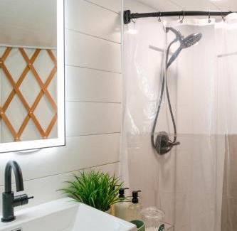 Arnold Creek Apartment | Purple City Retreats - Luxury Yurt & Spa