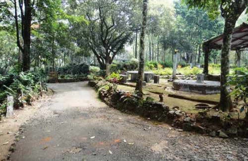 Valparai Villa | Puthuthottam Annexe