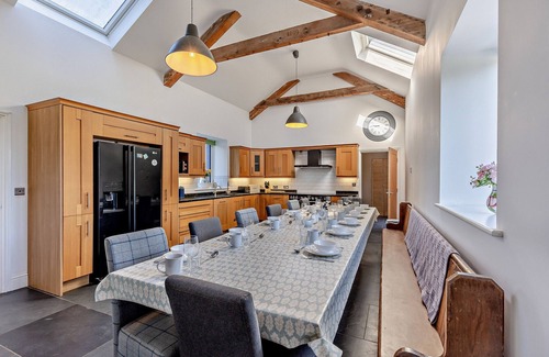 Llanilar House | Pyllau Isaf - Six Bedroom House, Sleeps 12