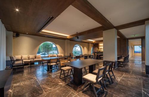 Yulong Hotel | Qíng Shān Yuè Panorama Design Resort Villa Jade Dragon White Sand Lijiang