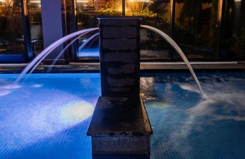 Sacele Hotel | Q Chalet