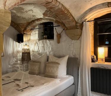 Meckenheim Apartment | Q Cottage 1825