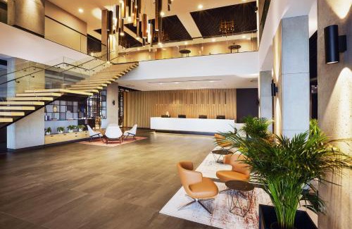 Mokronos Gorny Hotel | Q Hotel Plus Wrocław Bielany