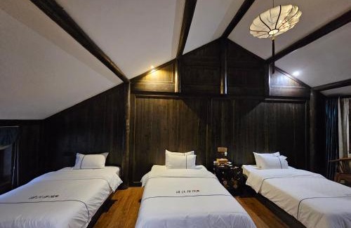 Fenghuang Hotel | QingXi Hotel