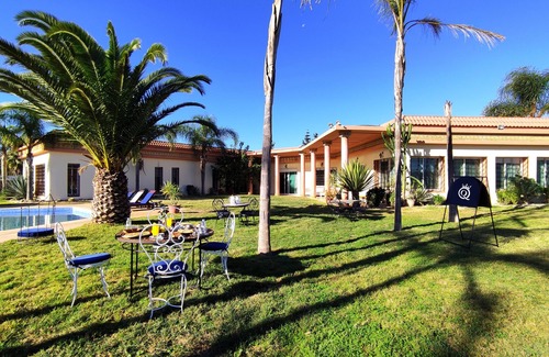 El Menzeh Villa | Qodwa Palace, Confortable accommodation and spacious villa in Rabat