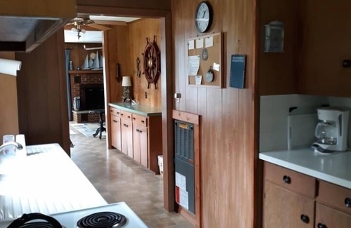 Central Lake Cottage | Quaint Cottage on Beautiful Torch Lake, Michigan