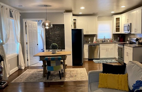 Sylvan Hills House | Quaint Cottage walking distance to a park and the Atlanta Beltline.