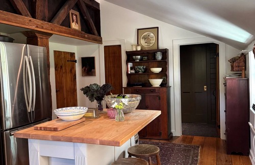 Litchfield House | Quaint & Historic 1760 Home Nestled In Nature, 10min to downtown Litchfield CT.