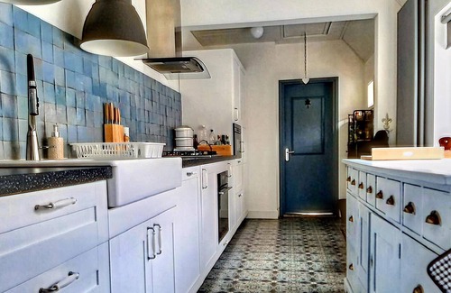 Lamswaarde House | Quaint holiday home in Lamswaarde with garden