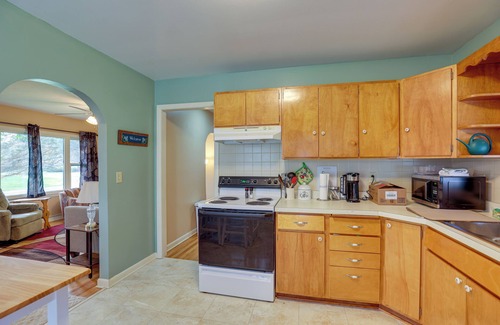 Big Flats Airport House | Quaint Horseheads Home ~ 9 Mi to Elmira College
