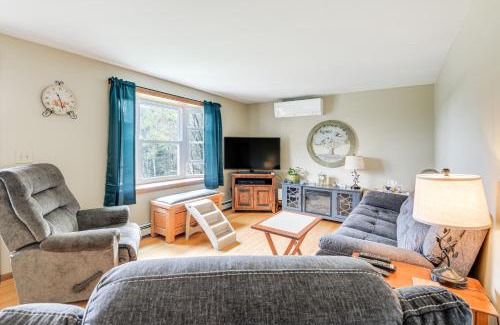 Gill House | Quaint Massachusetts Home with Yard and Grill!