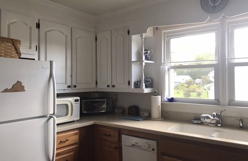 Fries Cottage | Quaint New River Cottage - Relax and enjoy nature’s beauty in Fries, VA