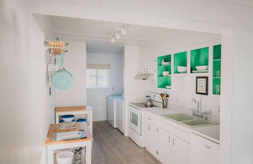Waldport House | Quaint Ocean Front on Miles of Sandy Beach! Dog Friendly!