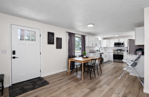 Spokane Valley House | Quaint Spokane Valley Home